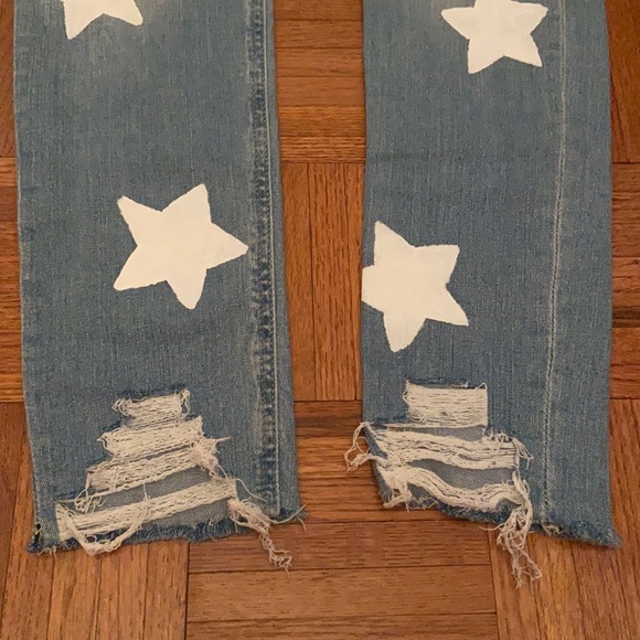 Hollister Low Rise Jeans With Stars - Picture 11 of 13